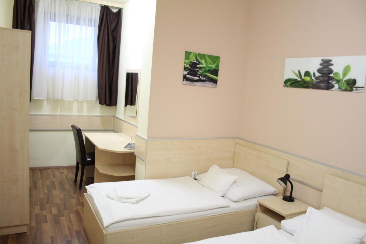Corner Hotel Angyalfoeld Βουδαπέστη Εξωτερικό φωτογραφία